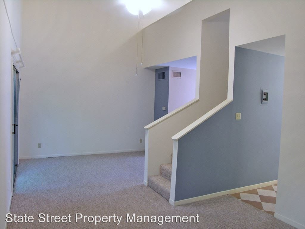 Primary Photo - 1100 Blanco St