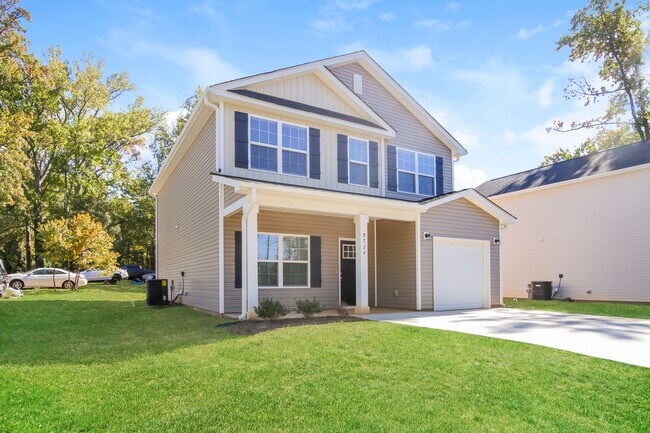 Building Photo - 9724 Trinity Rd, Charlotte, NC