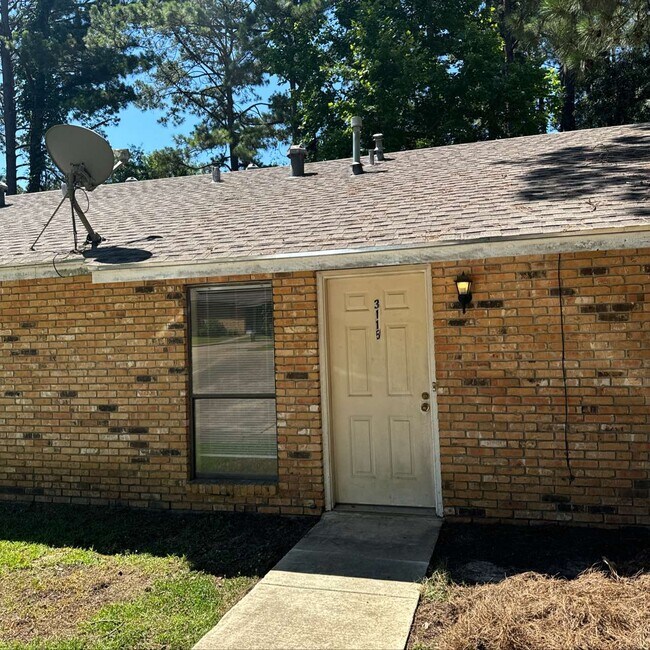 Building Photo - 3115 Zachry Ave
