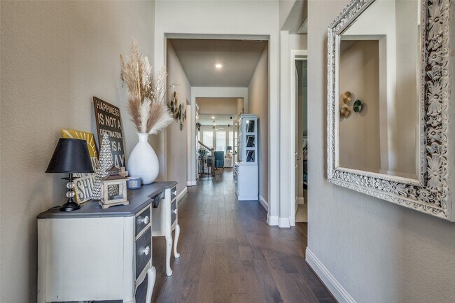 Foto del edificio - 5212 Bradford Green Trail