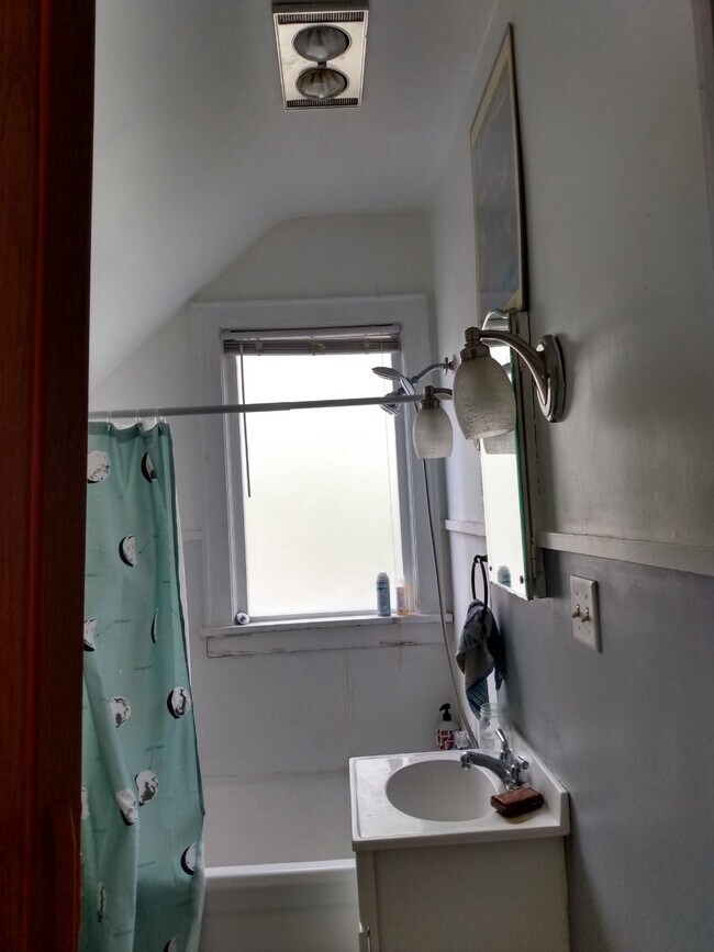 Foto del edificio - 112 S 5th St