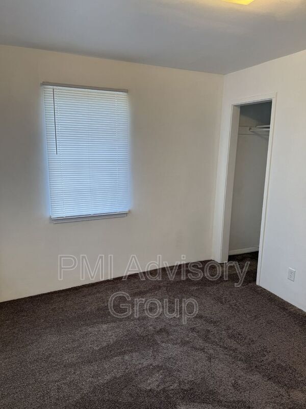 Foto del edificio - 203 SW Heights Rd