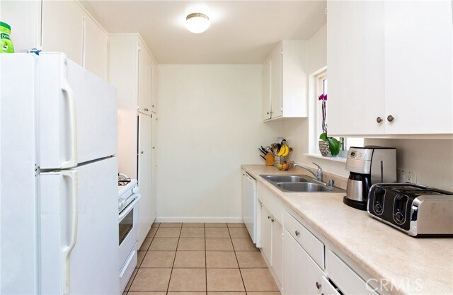 Foto del edificio - 2231 Miner St