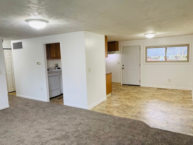 Freshly painted - 4796 Lamme Rd