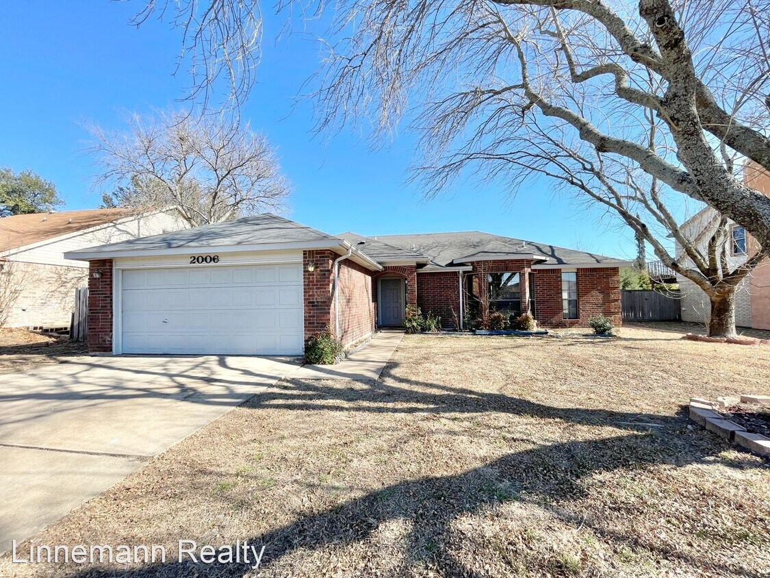 3 br, 2 bath House 2006 Sundown Drive House Rental in Killeen, TX