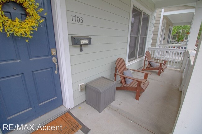Building Photo - 4 br, 2.5 bath House - 1703 Lincoln St.