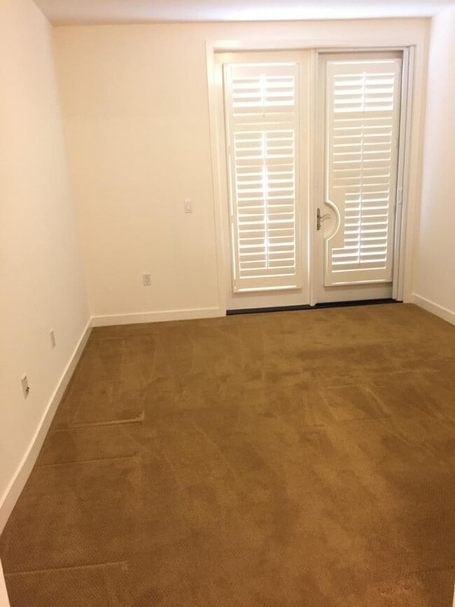 Master - 5501 DeMarcus Blvd #328