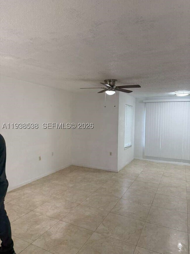 Building Photo - 1401 Village 815 Vlg