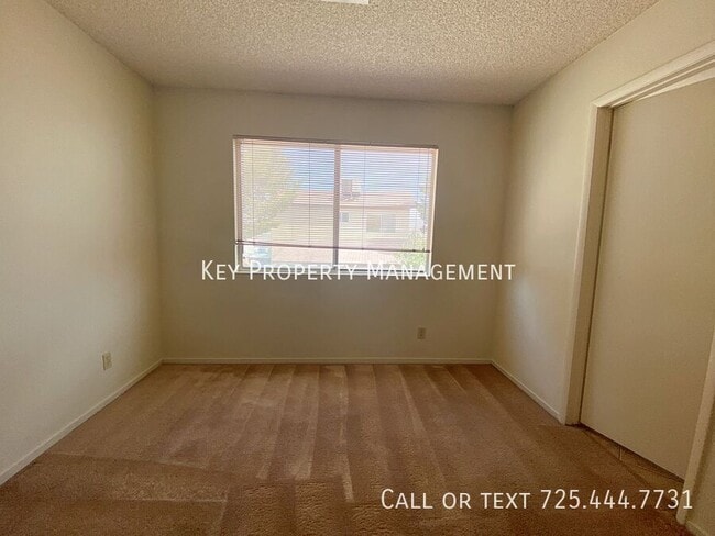 Building Photo - 2 STORY 3 BR HOME WITH LARGE YARD NEAR I-1...