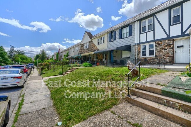 Foto del edificio - 5044 Chalgrove Ave