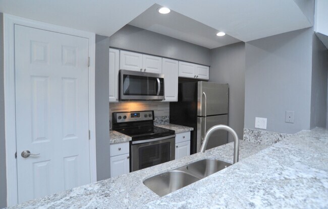 Building Photo - 6609 East Calle Alegria