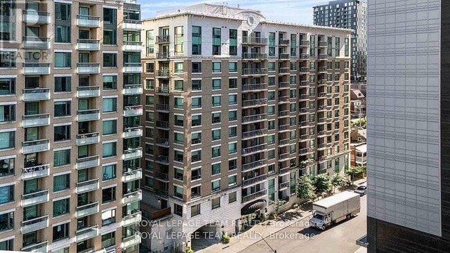 Photo du bâtiment - 200 Besserer St