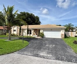 Building Photo - 6421 Crossbow Ct