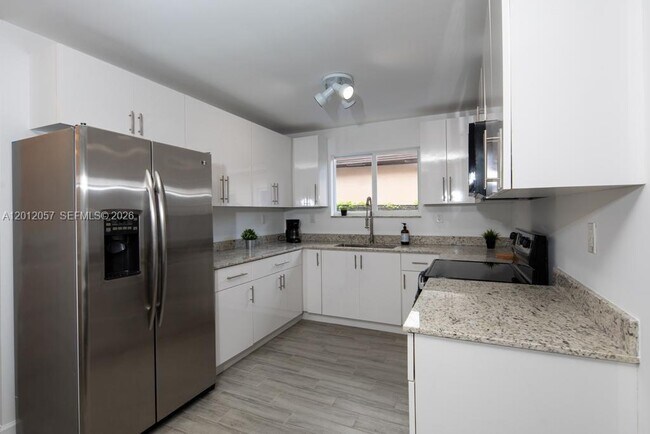 Foto del edificio - 2800 SW 4th St