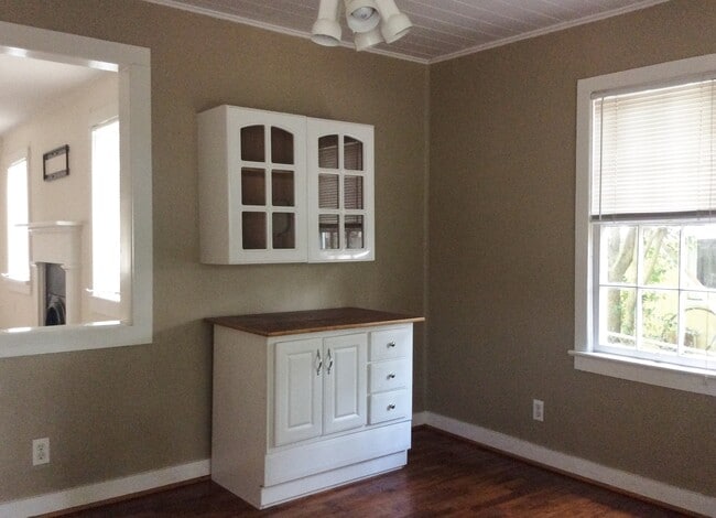 Building Photo - *Bayside Properties Residential 156