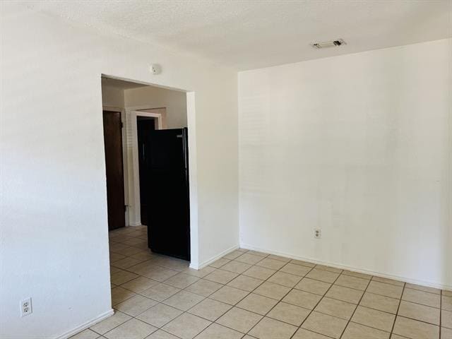 Building Photo - 912 Woodview Dr