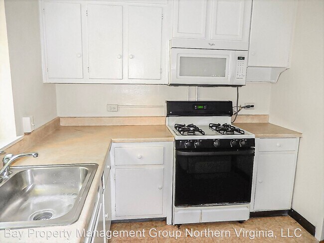 Foto del edificio - 3 br, 1 bath House - 3634 VALLEY DR #518-36