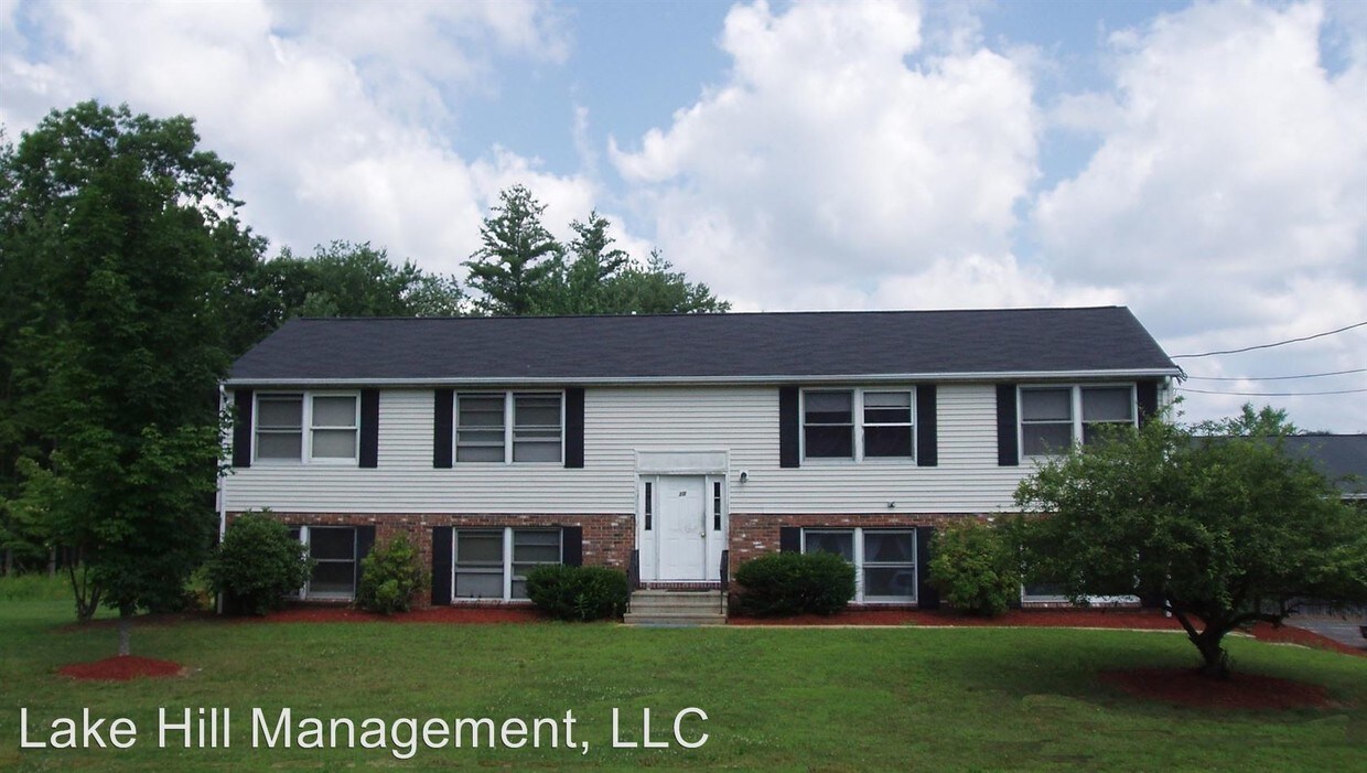 7 Nina Pierce Cir, Orange, MA 01364 Condo for Rent in Orange, MA