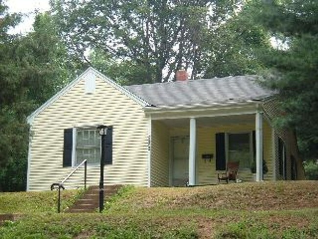 Foto del edificio - Cute One Level House with Eat-In Kitchen