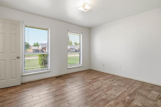Foto del edificio - 616 SW 23rd St