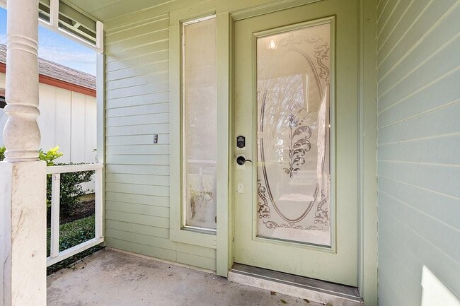 Building Photo - 11702 Norwegian Wood Dr