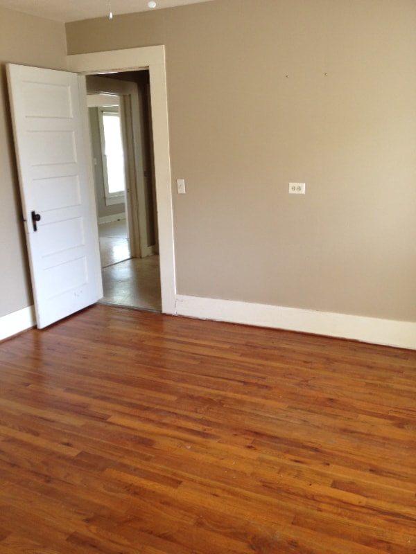 Building Photo - 3604 Hickory St