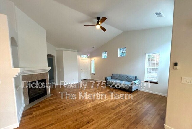 Building Photo - 130 Summerset Dr