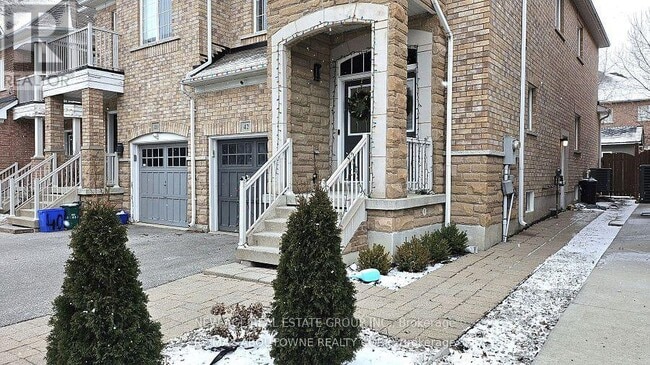 Building Photo - 42 Ozner Crescent