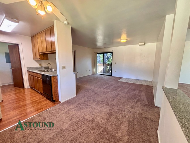 Foto del edificio - 311 Country View Ln
