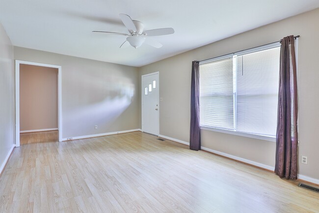 Foto del edificio - Charming Home in Dresden!