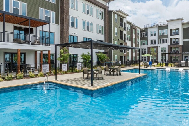 Foto del edificio - 12100 1/2 Ferrystone Glen Drive-SI ID1343257P