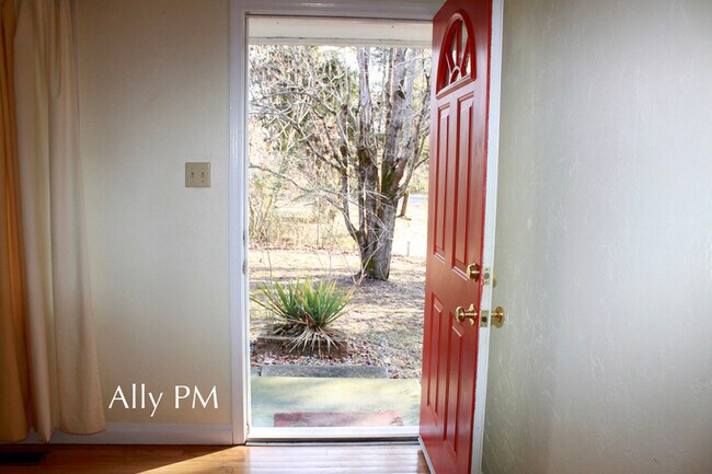 Foto del edificio - 1769 Grapenut Ln