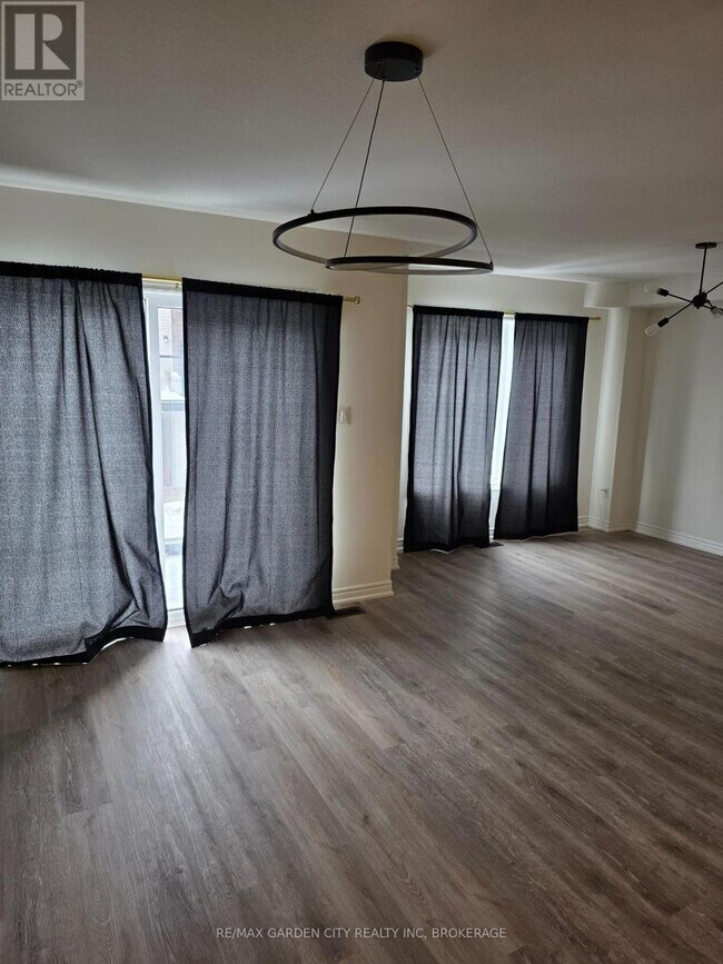 Building Photo - 62 Dryden Ln