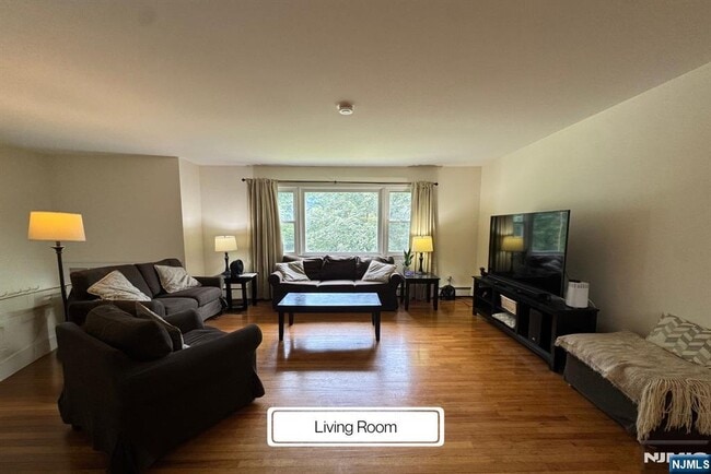 Building Photo - 504 Corella Ct