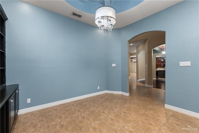 Building Photo - 30 Manzano Ln