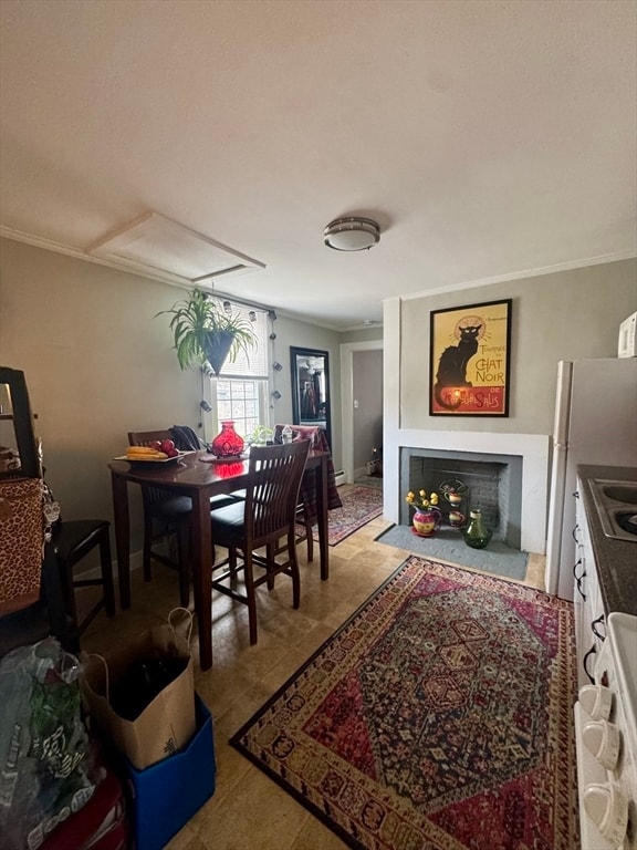 Building Photo - 198 Main St