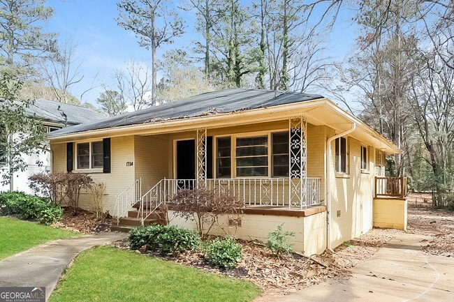 Photo - 1794 Broadwell St SW House