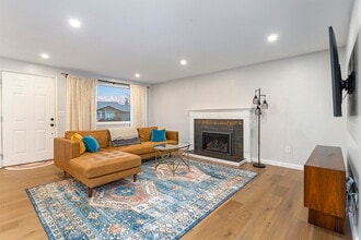 Building Photo - 12318 SE 67th Ct