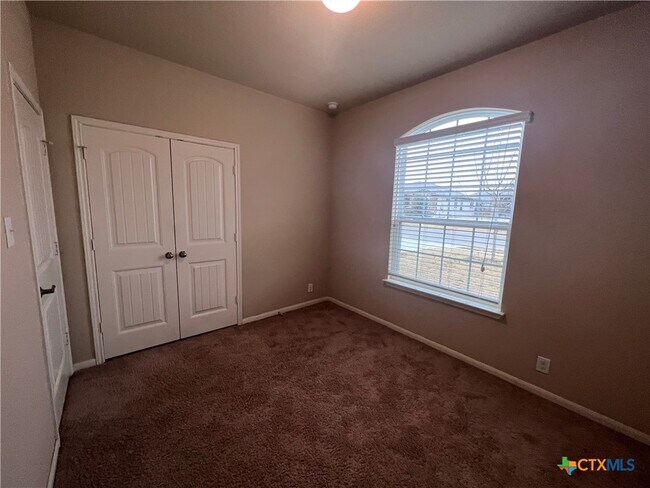 Building Photo - 472 Copper Hill Dr