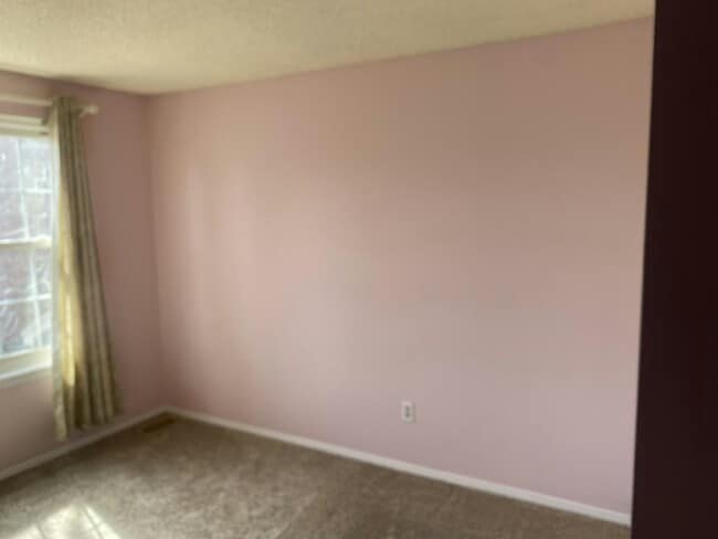 Building Photo - 16955 E Piedmont Dr