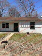 Building Photo - 110 Kenny Ln