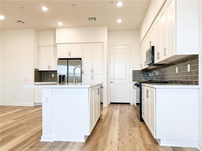 Foto del edificio - 22019 Florence Cir