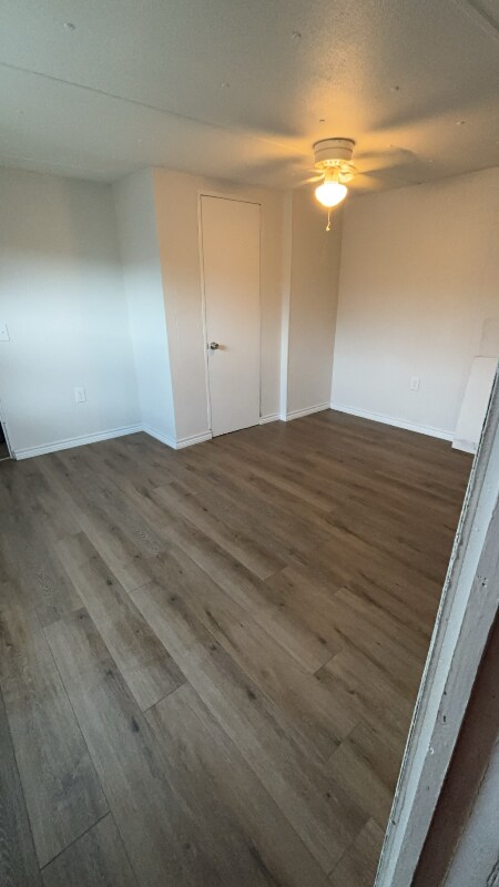 Foto del edificio - 1716 E Market Ave