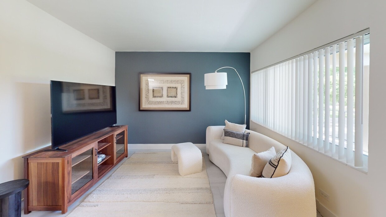 Photo - Cynthia Gardens Apartments
