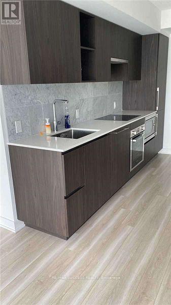 Photo du bâtiment - 2905 Bathurst St