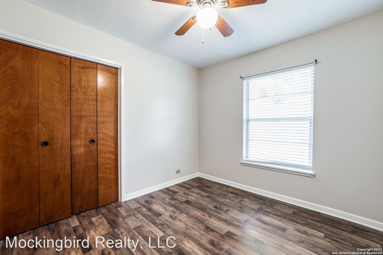 Primary Photo - 4 br, 2 bath House - 326 E. Rampart