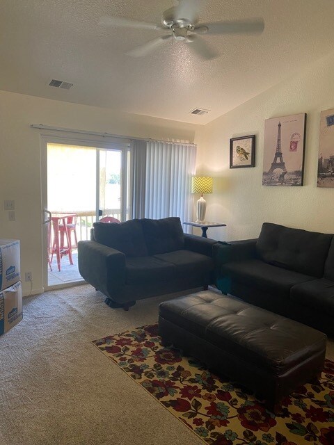 Foto del edificio - 3420 Boulder Cir