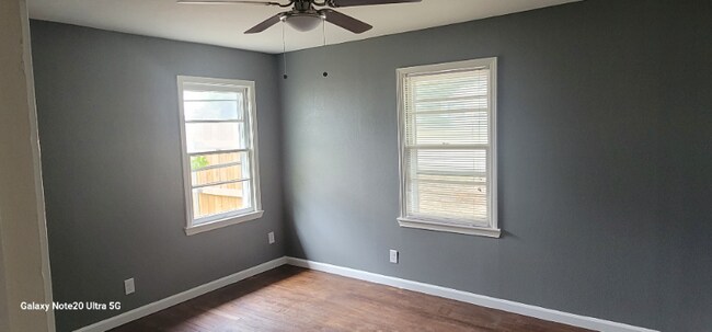 Foto del edificio - 2213 N 41st St