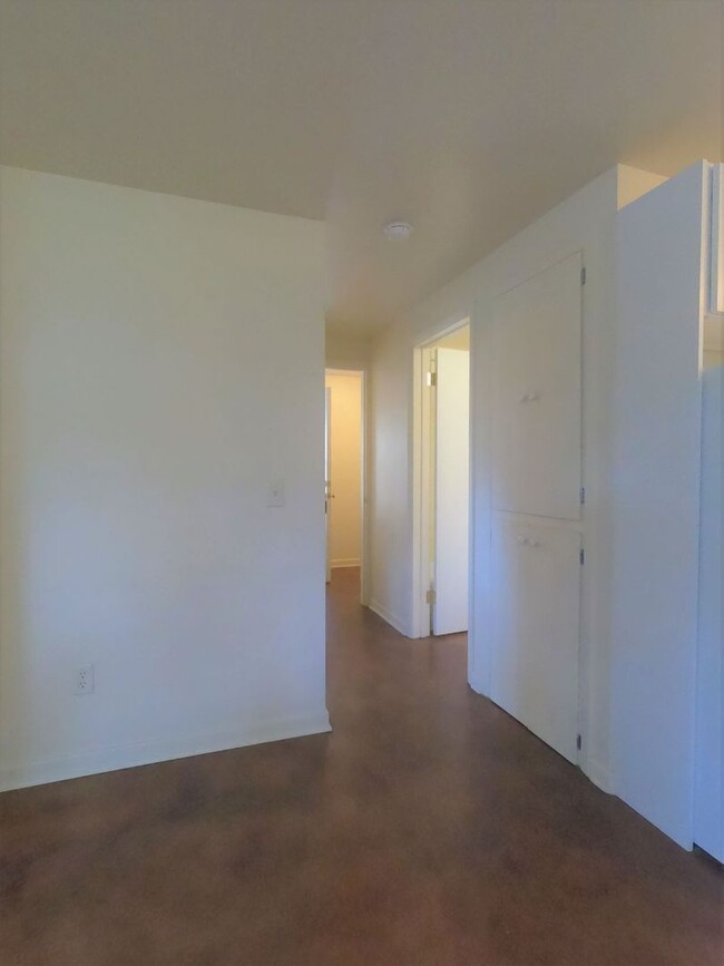 Foto del edificio - 1 Bed/1 Bath Rental in Lakeland between La...