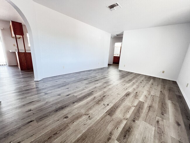 Foto del edificio - HOUSE - COTTONWOOD - VERDE VILLAGE